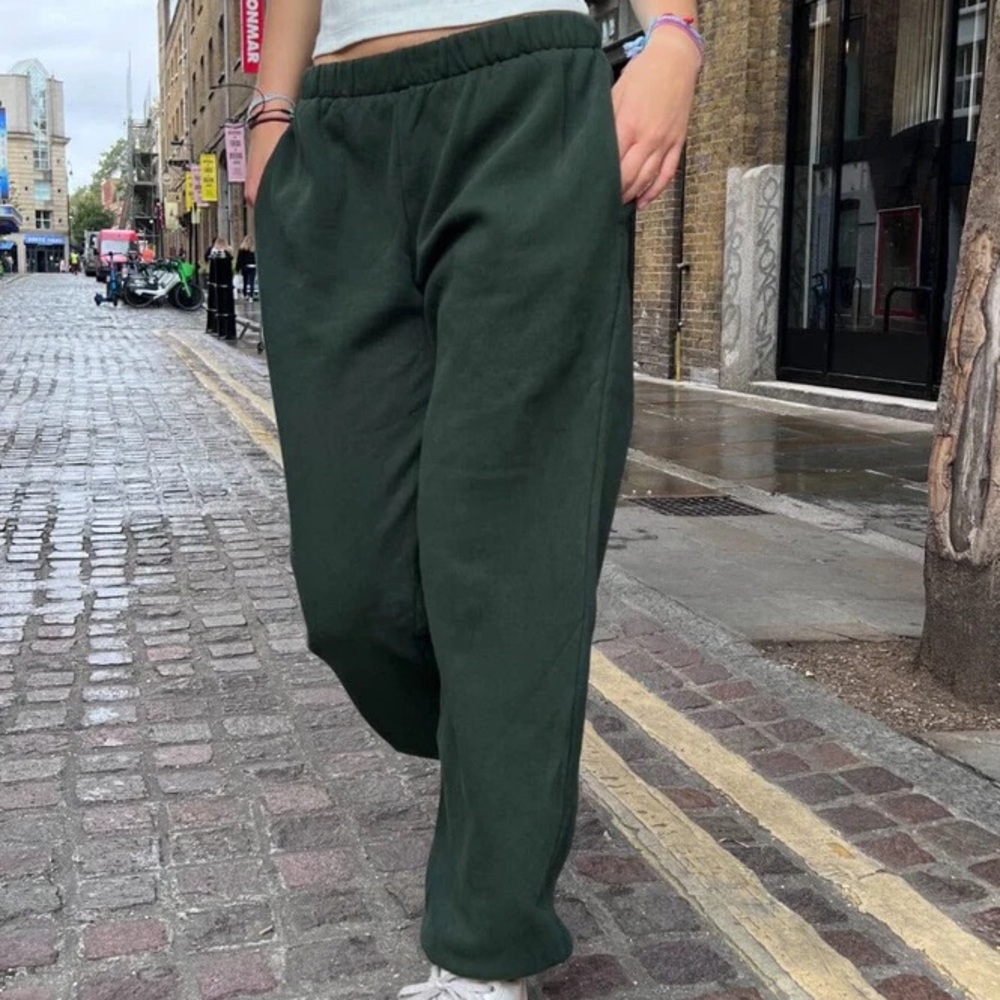 Brandy Melville Green Sweatpants